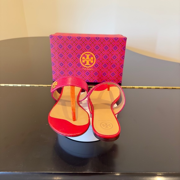 NWT Luxury Summer Beach Vacation Minimalist Authentic Tory Burch Kira Sandal - Picture 7 of 17